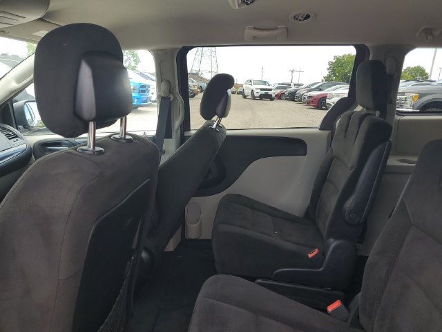 Used 2016 Dodge Grand Caravan SE w/ Quick Order Package 29E SE FWD image 8