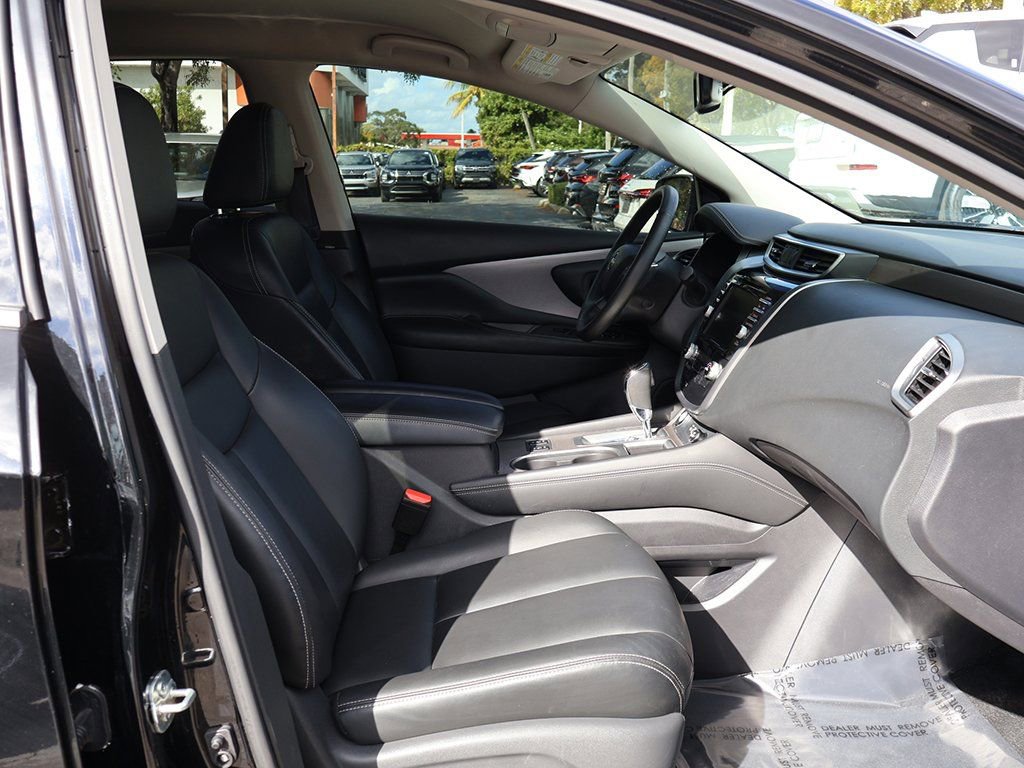 Used 2024 Nissan Murano SV w/ SV Midnight Edition Package image 28