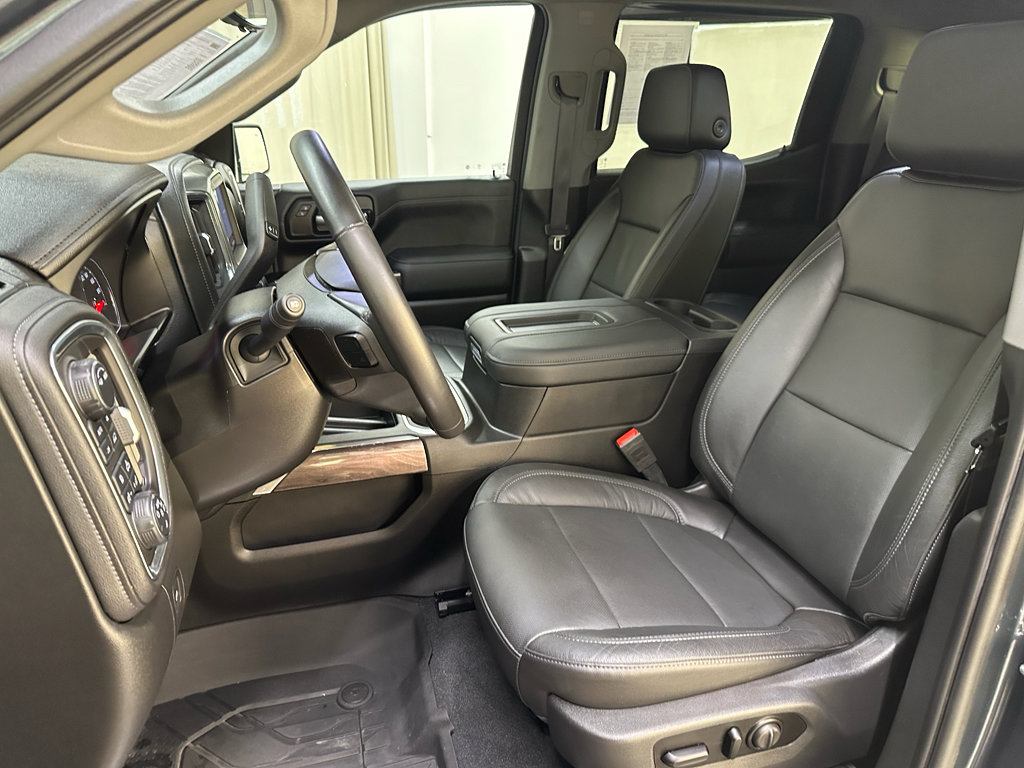 Used 2020 Chevrolet Silverado 1500 LTZ w/ LTZ Plus Package AWD/4WD image 29