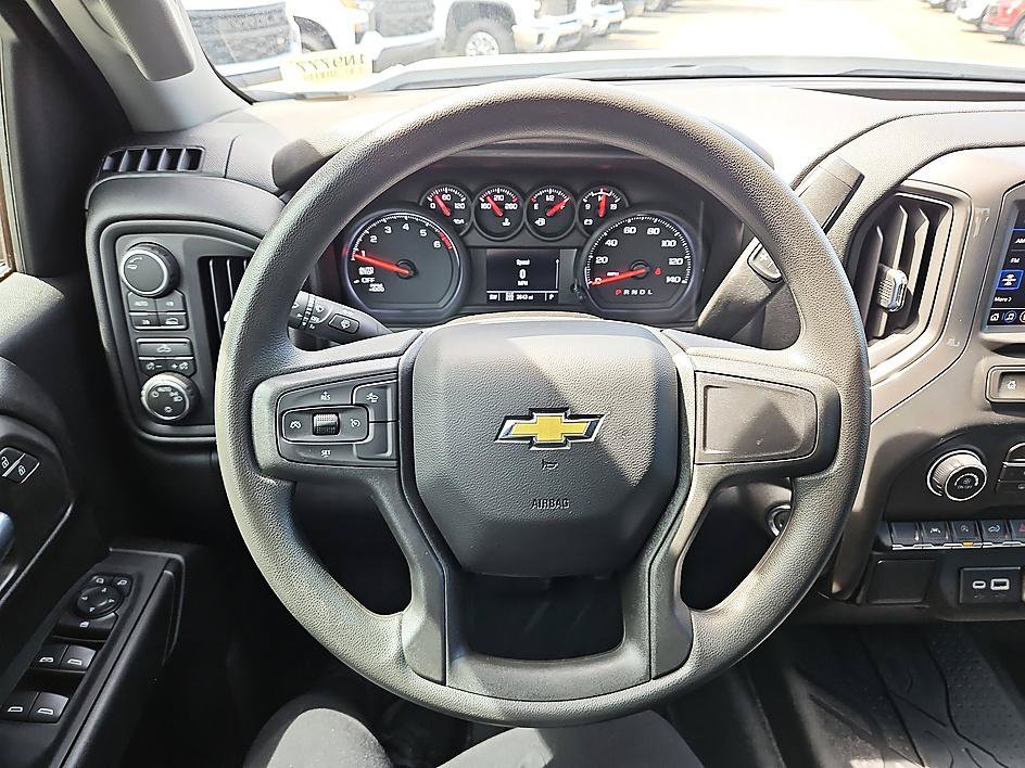 New 2026 Chevrolet Silverado 1500 Custom AWD/4WD image 16