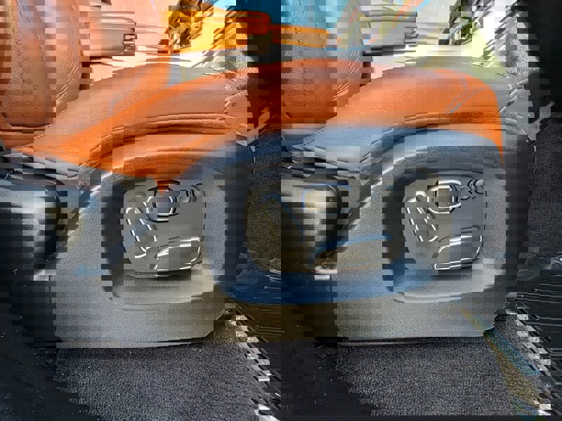 Used 2014 Land Rover Range Rover Sport Supercharged image 36