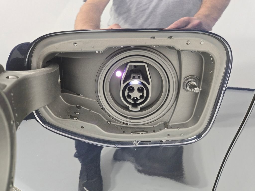 New 2026 BMW M5 w/ Executive Package image 25