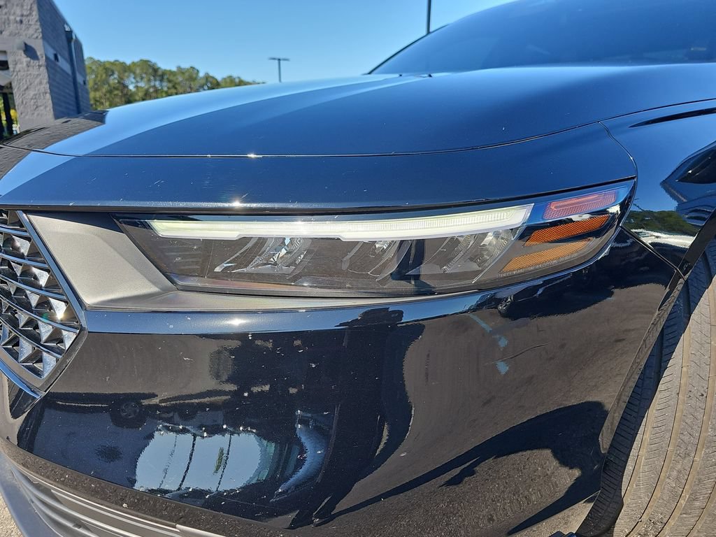 Used 2025 Honda Accord Sport image 35