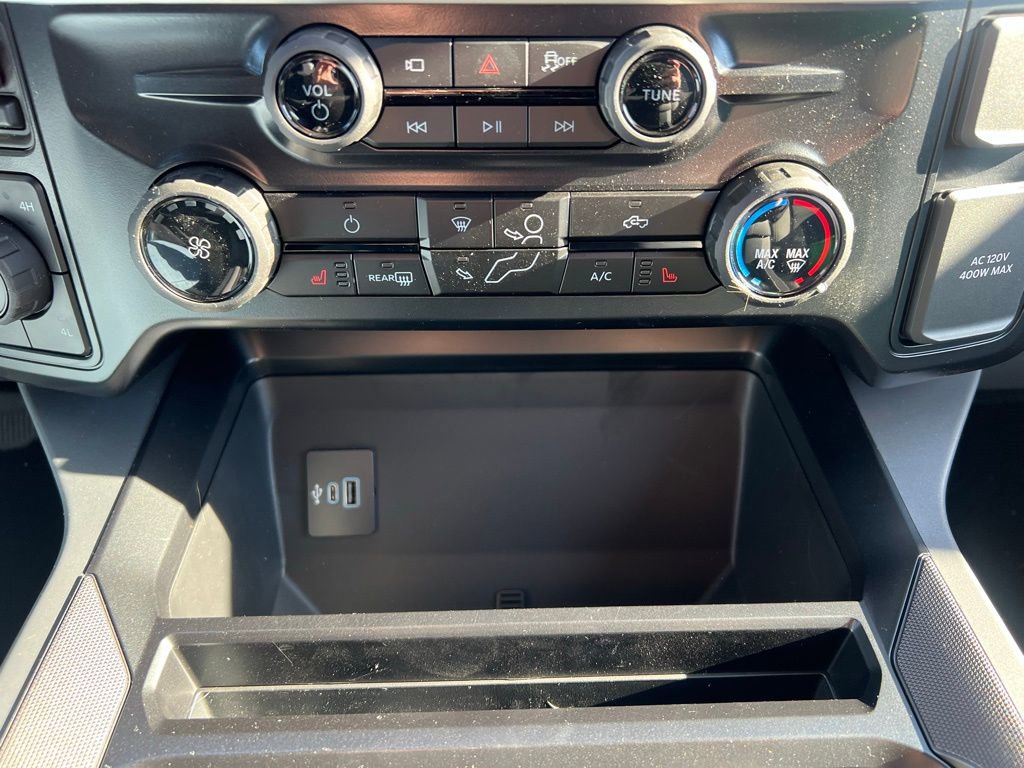 New 2026 Ford F350 XLT w/ XLT Premium Package image 30