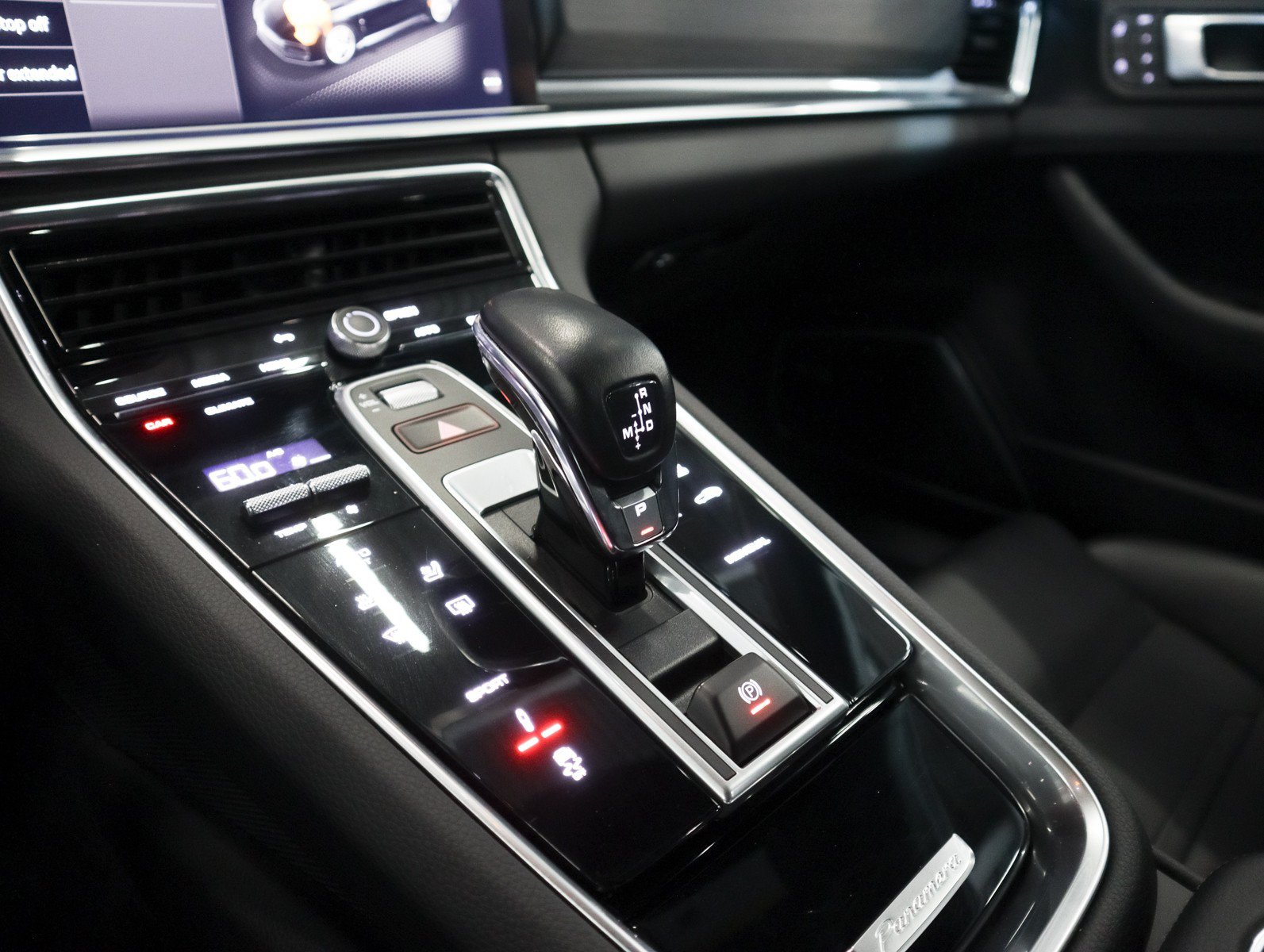 Certified 2023 Porsche Panamera Platinum Edition RWD image 17