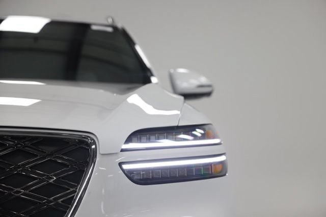 New 2026 Genesis GV70 2.5T Advanced w/ G1 Accessory Package AWD/4WD image 3