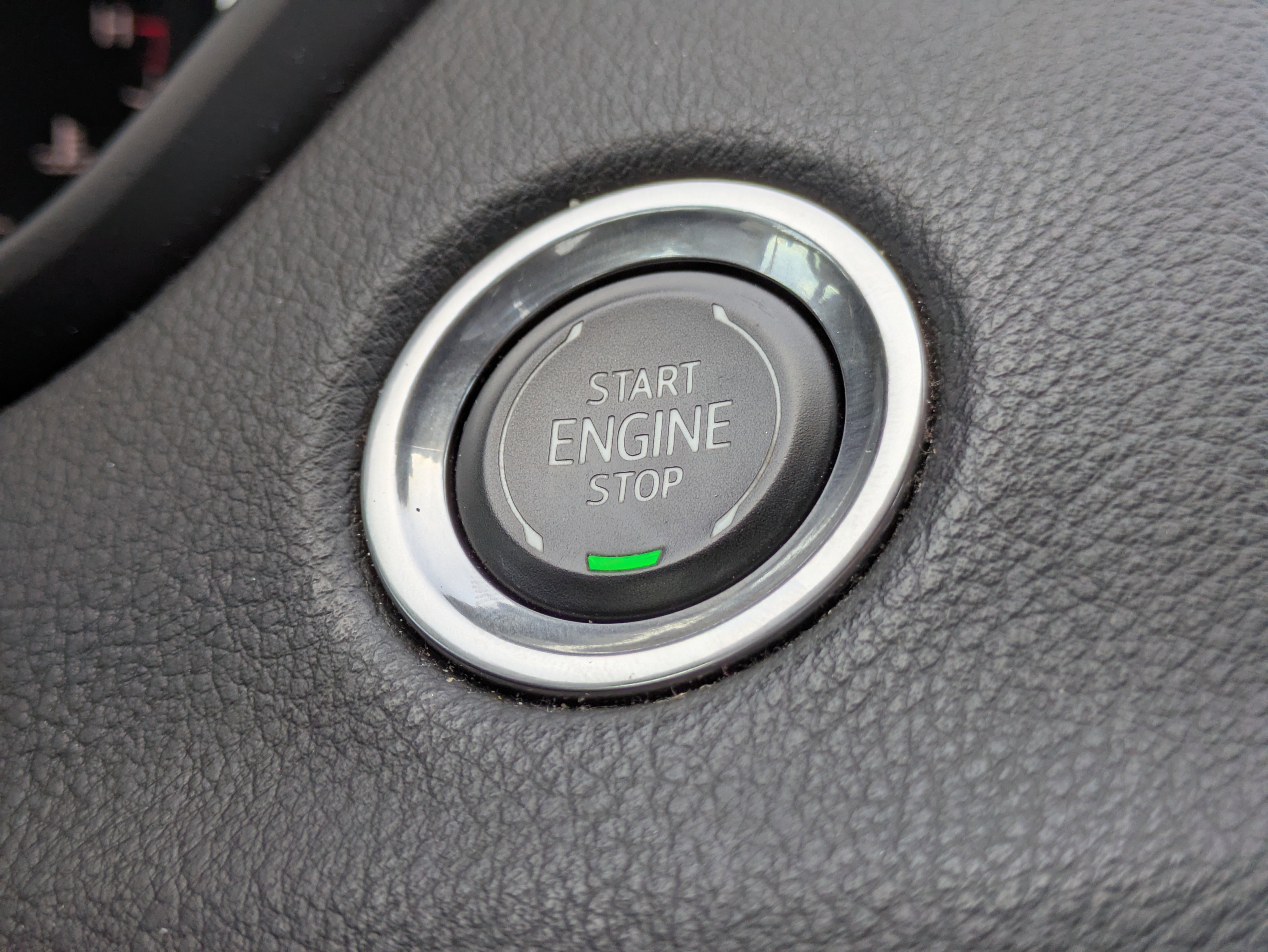 Used 2023 Cadillac XT4 Sport w/ Cold Weather Package image 22