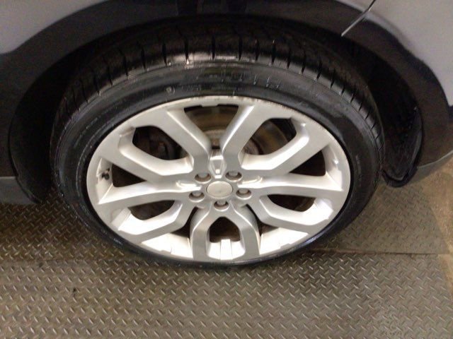 Used 2016 Land Rover Range Rover Sport HSE image 27