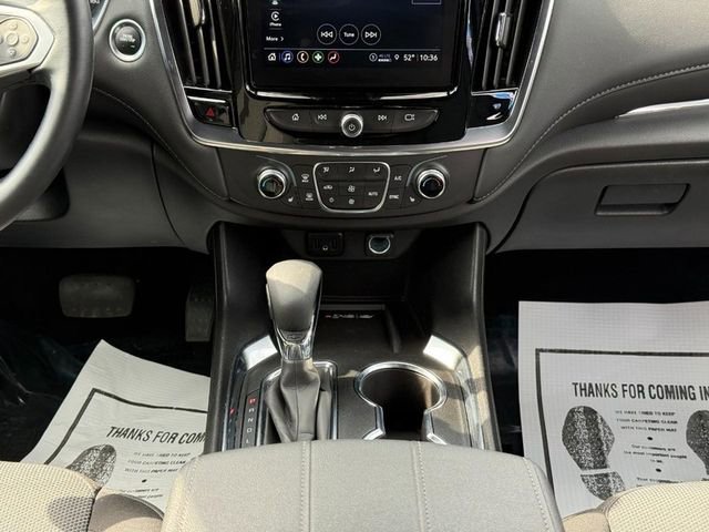 Used 2023 Chevrolet Traverse LT image 15