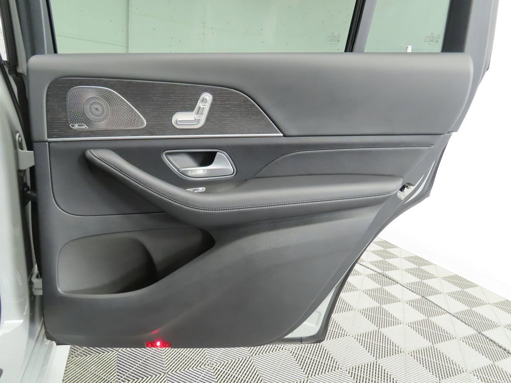 Used 2024 Mercedes-Benz GLS 450 GLS 450 image 26