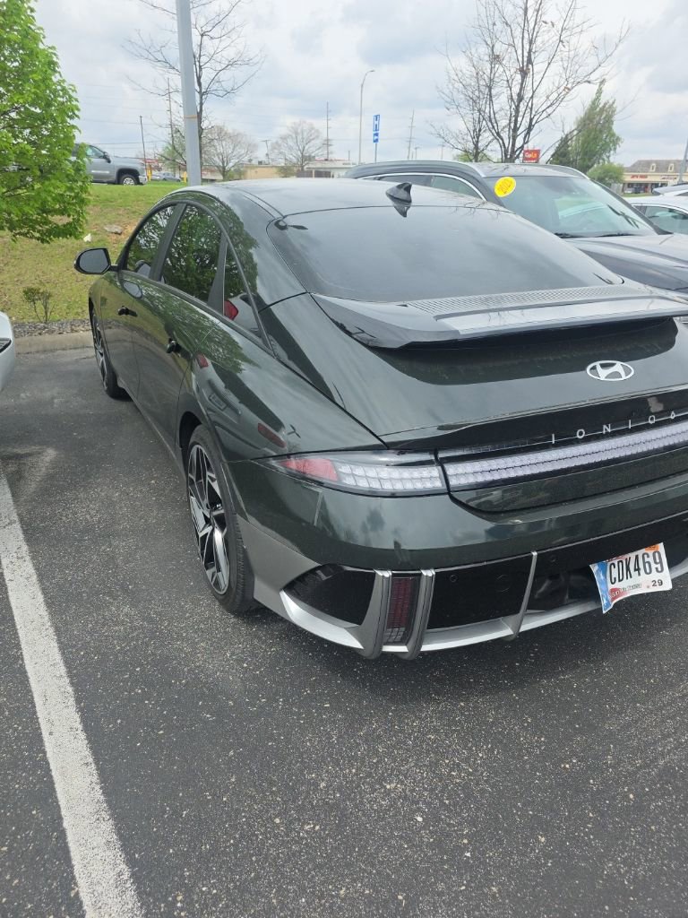 Used 2024 Hyundai Ioniq 6 SEL AWD/4WD image 14