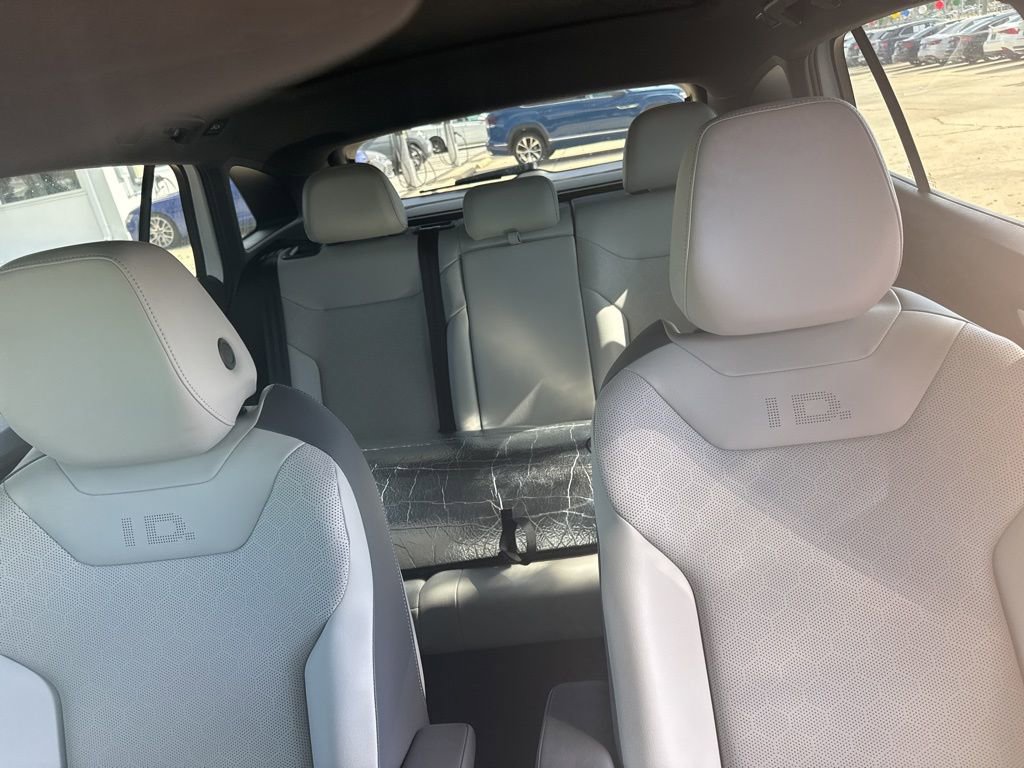 Used 2021 Volkswagen ID.4 Pro S image 10