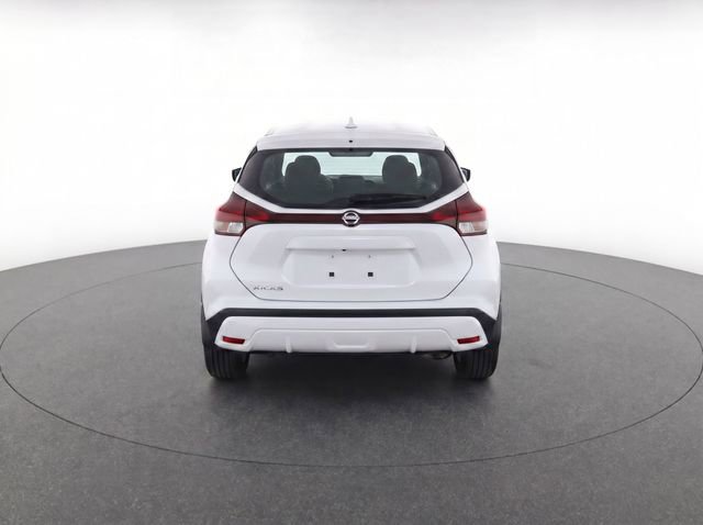 Used 2024 Nissan Kicks S FWD image 3