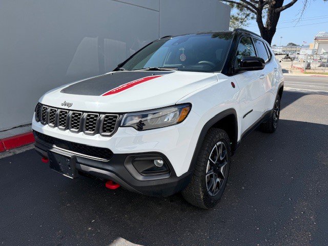 Used 2024 Jeep Compass Trailhawk