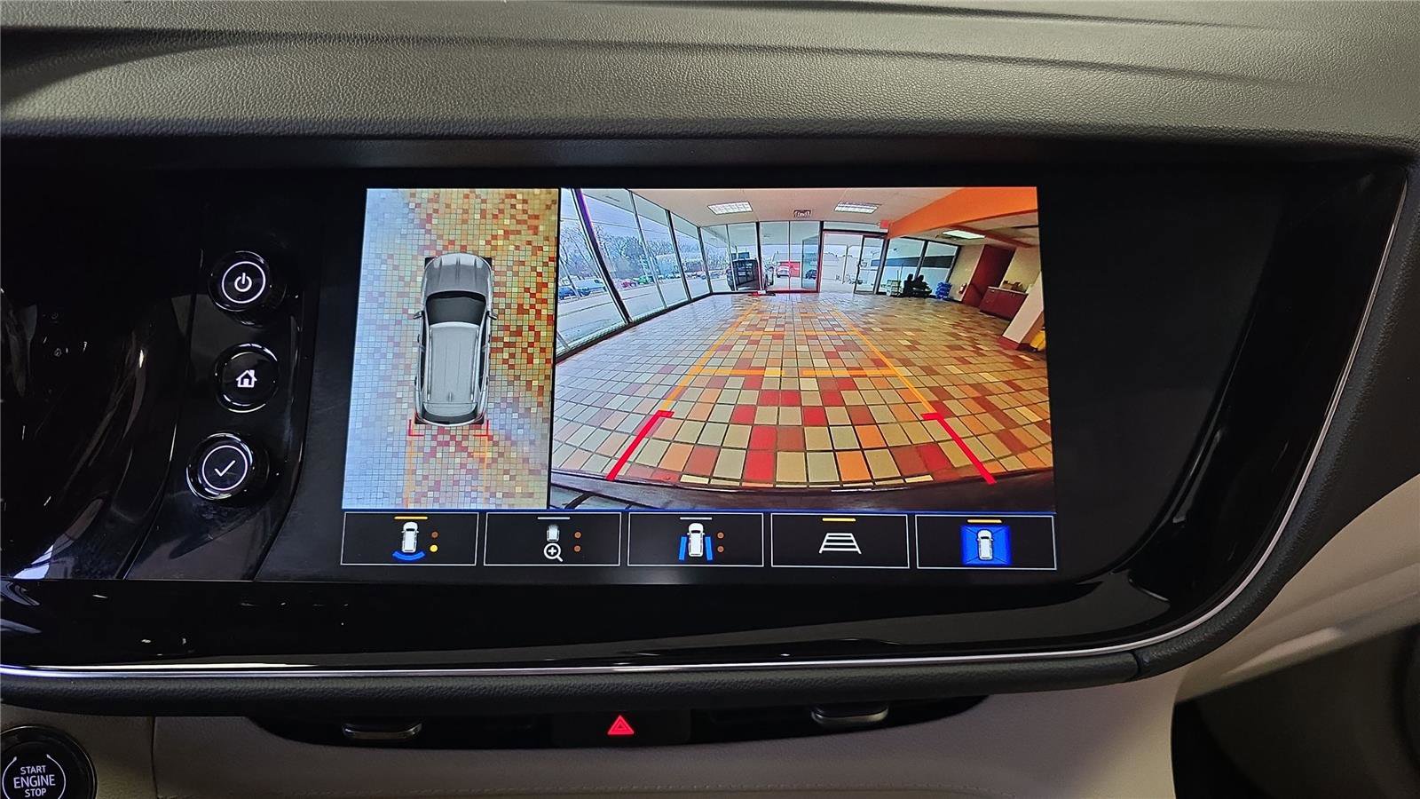 Used 2023 Buick Envision Avenir image 19