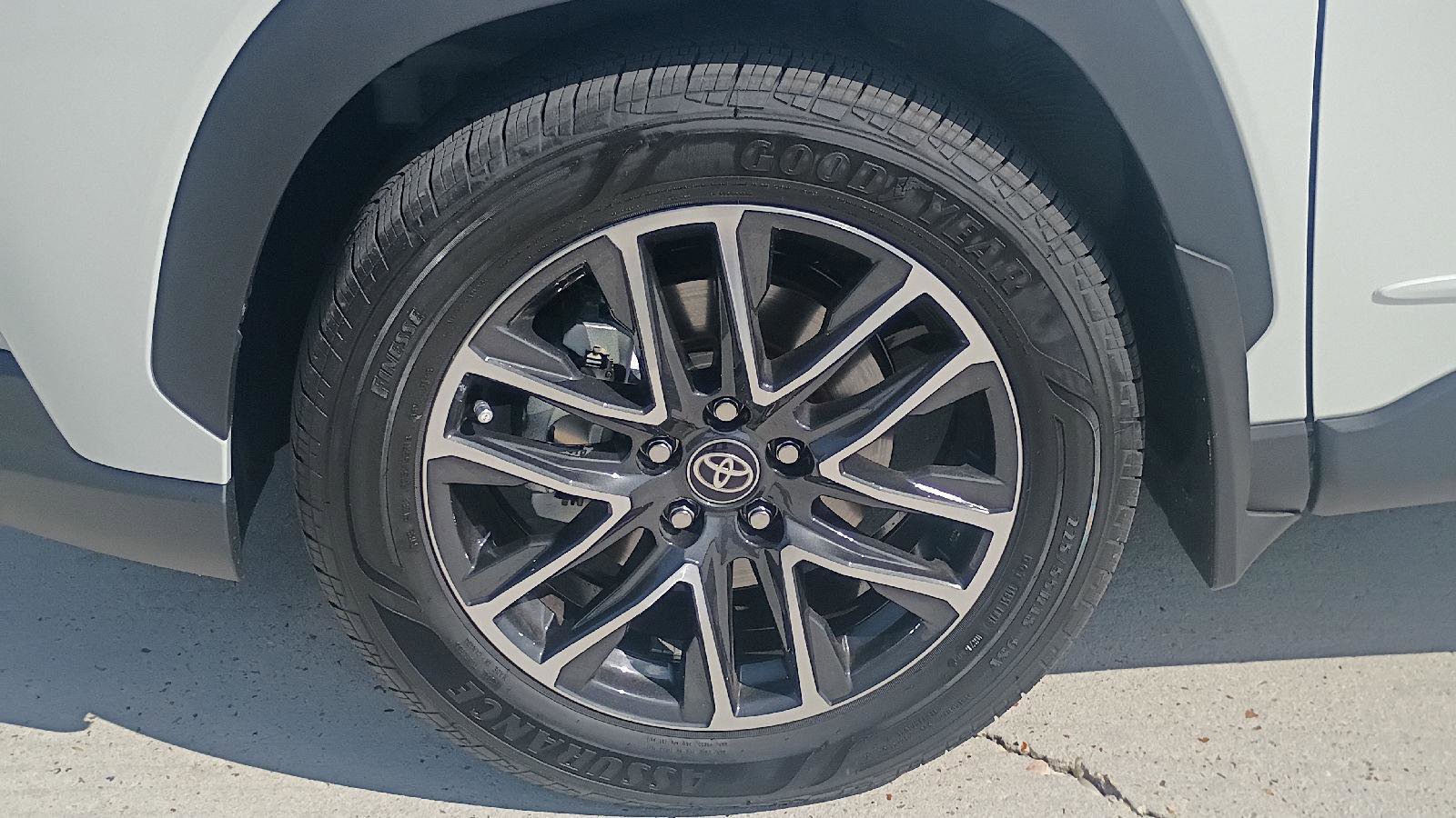 New 2026 Toyota Corolla Cross XLE image 26