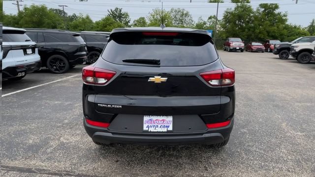 New 2026 Chevrolet TrailBlazer LS w/ LS Convenience Package FWD image 9