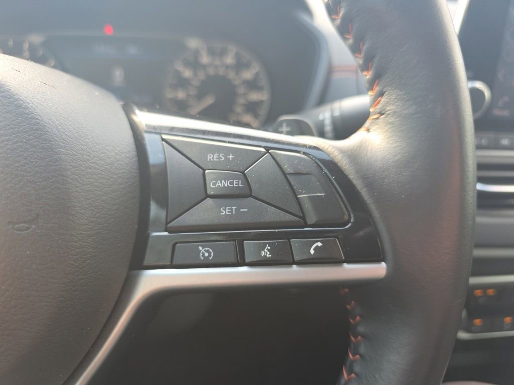 Used 2021 Nissan Altima 2.5 SR w/ SR Premium Package image 26