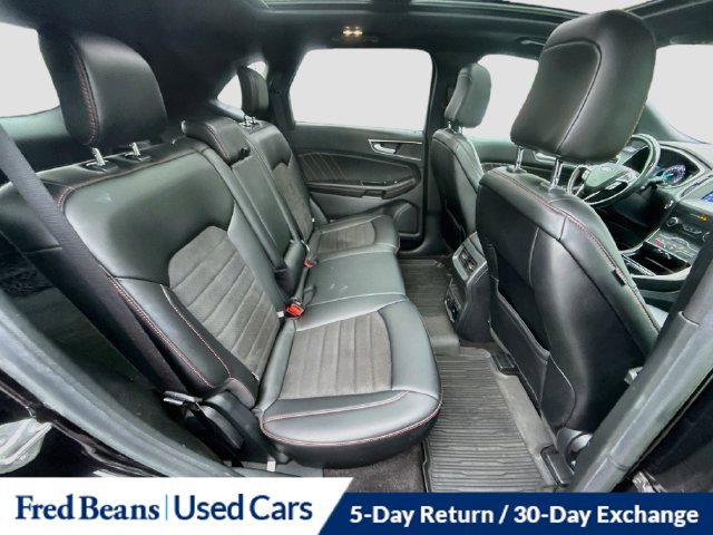 Used 2020 Ford Edge ST-Line w/ Cold Weather Package AWD/4WD image 34