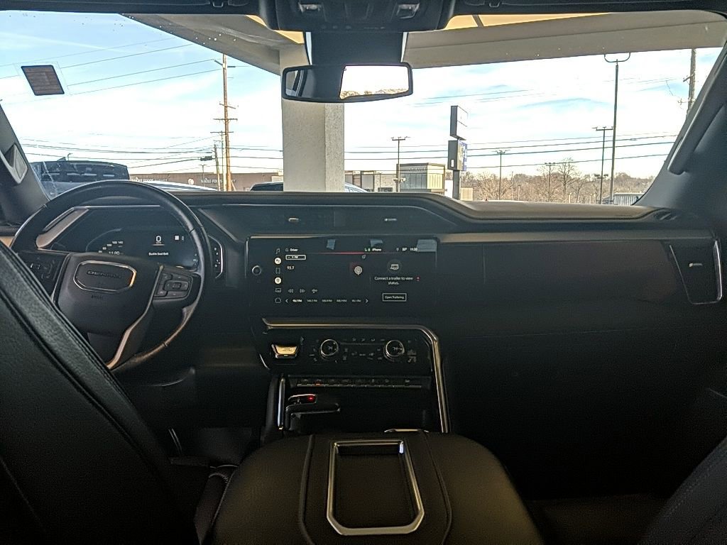 Used 2022 GMC Sierra 1500 Denali AWD/4WD image 16