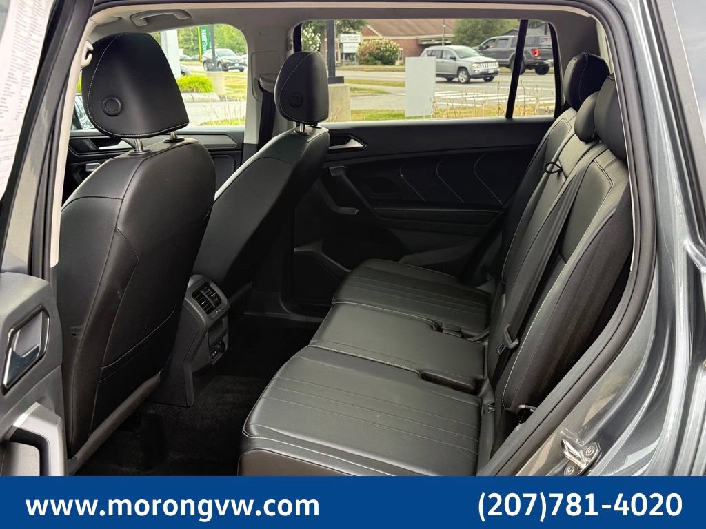 Used 2023 Volkswagen Tiguan SE w/ Panoramic Sunroof Package AWD/4WD image 19