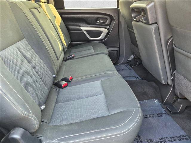 Used 2017 Nissan Titan SV AWD/4WD image 19