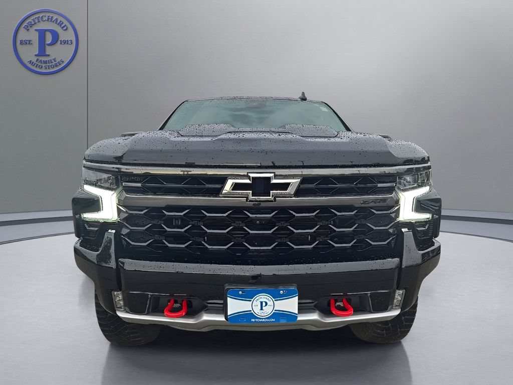 Used 2024 Chevrolet Silverado 1500 ZR2 w/ Technology Package AWD/4WD image 2