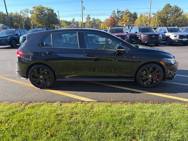Used 2022 Volkswagen GTI SE FWD image 4
