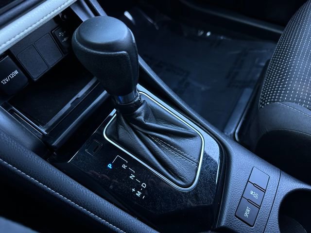 Used 2018 Toyota Corolla iM image 25