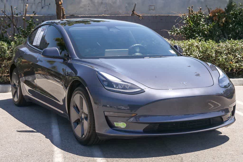 Used 2023 Tesla Model 3 Standard Range RWD image 3