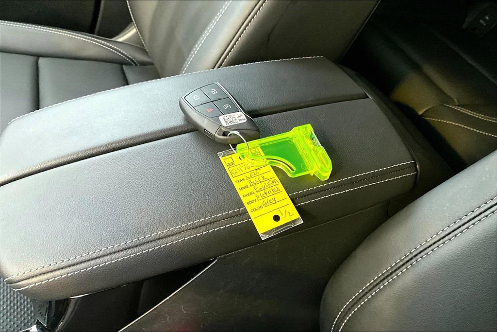 Certified 2025 Buick Envision Preferred image 34