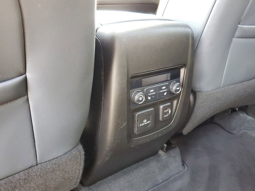 Used 2019 Buick Enclave Premium w/ Experience Buick Package AWD/4WD image 33