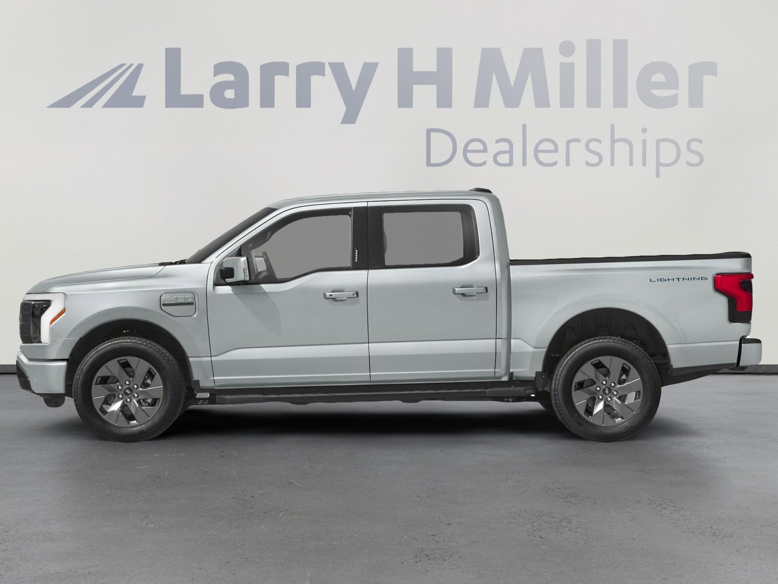 Used 2023 Ford F150 Lightning Lariat w/ Equipment Group 511A High AWD/4WD image 3