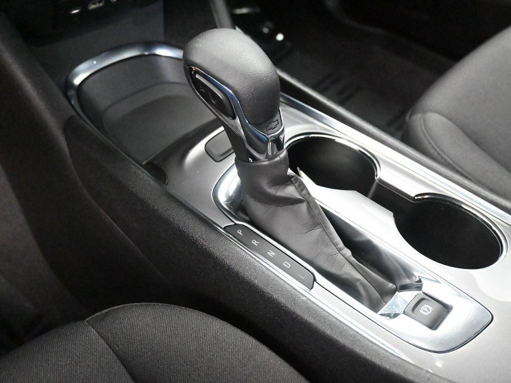 Used 2023 Chevrolet Malibu LT image 23