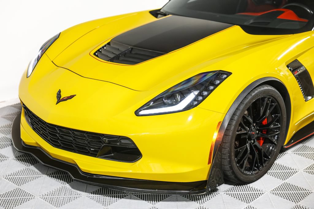 Used 2016 Chevrolet Corvette Z06 w/ 3LZ Preferred Equipment Group RWD image 30