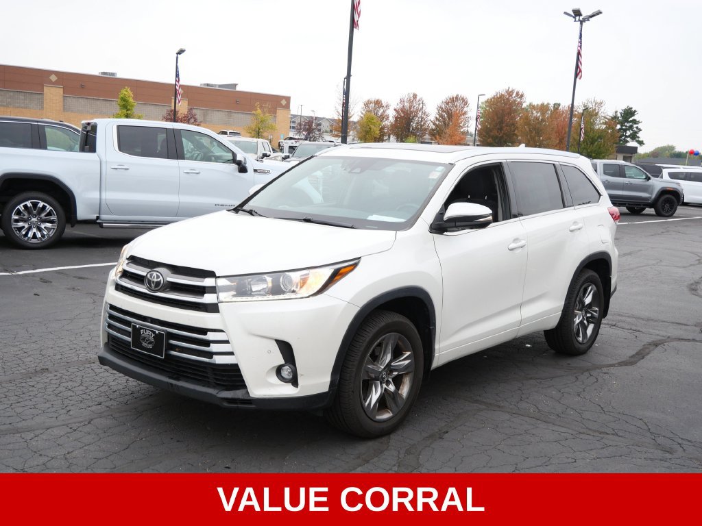 Used 2019 Toyota Highlander Limited Platinum AWD/4WD image 4