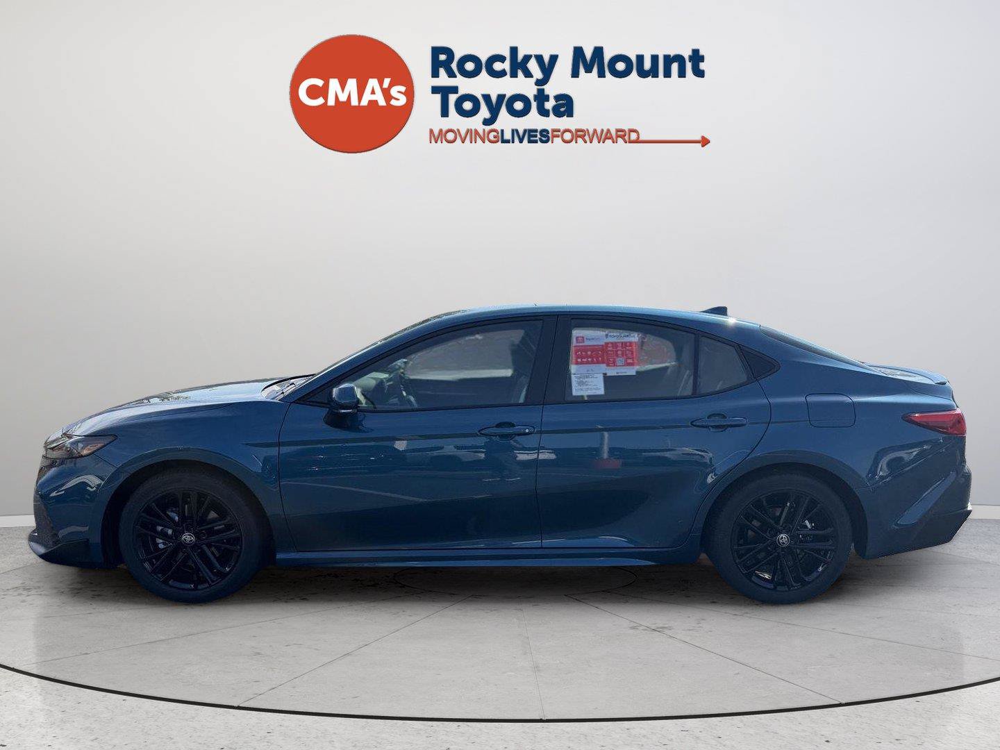 New 2026 Toyota Camry SE FWD image 8