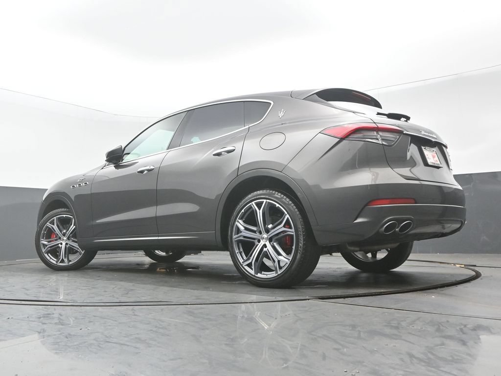 Used 2023 Maserati Levante GT AWD/4WD image 29