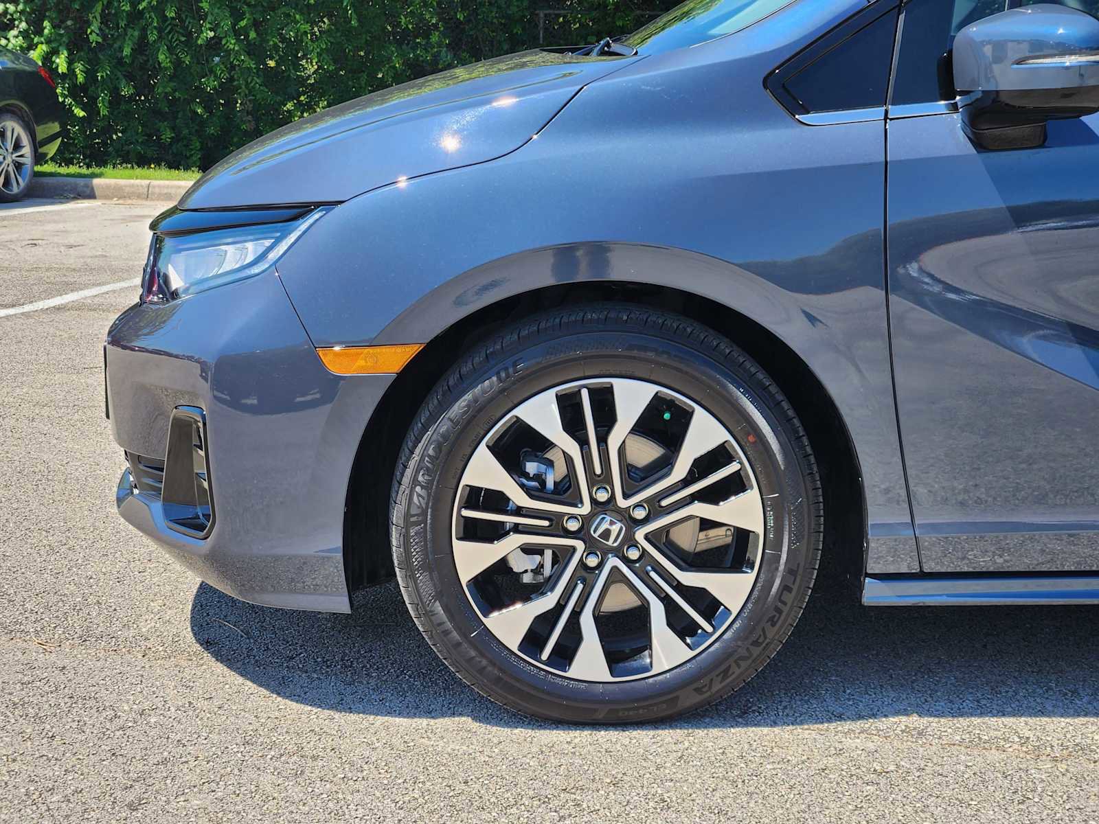 Used 2026 Honda Odyssey Elite image 8