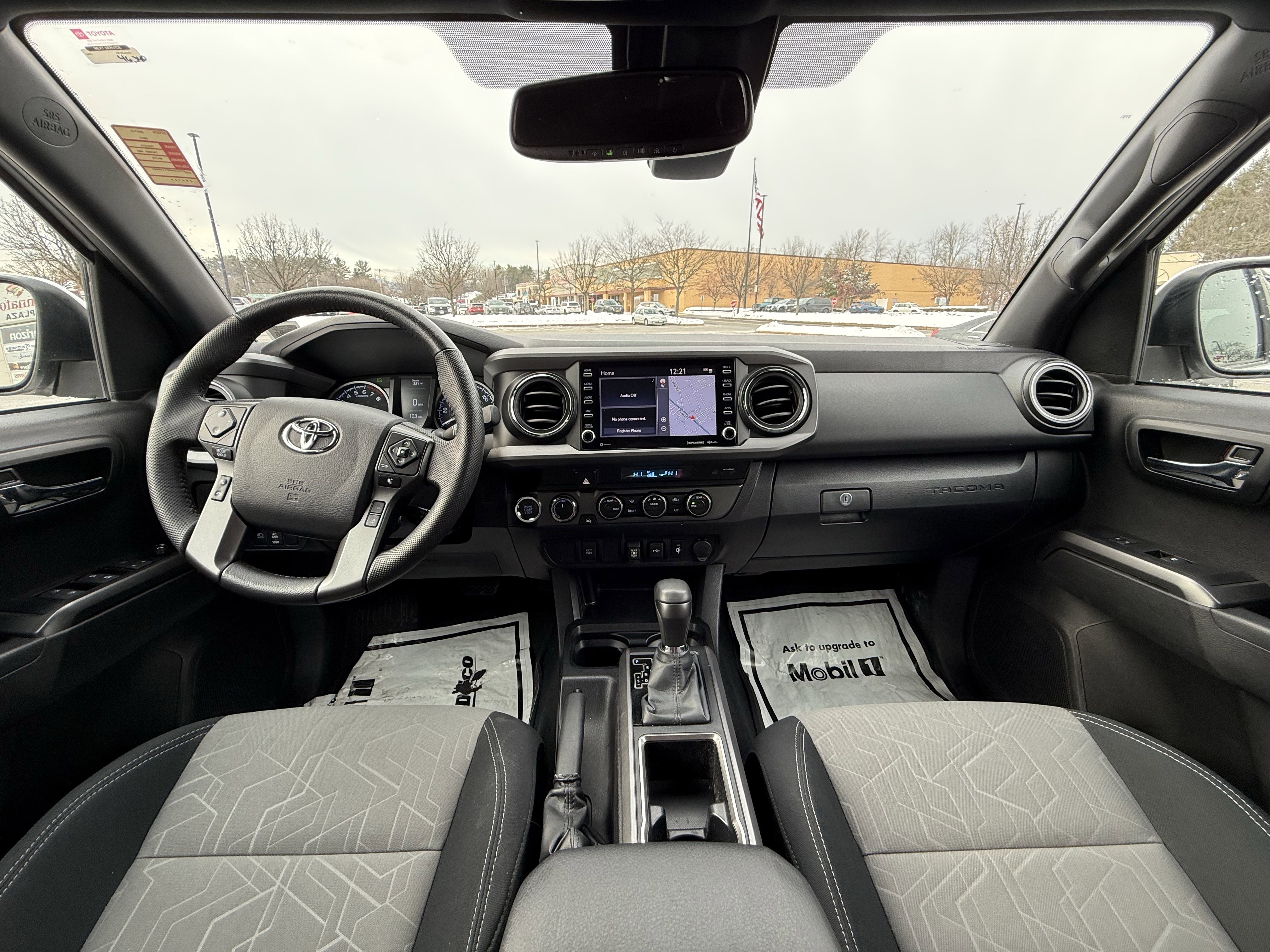 Used 2023 Toyota Tacoma TRD Off-Road image 2