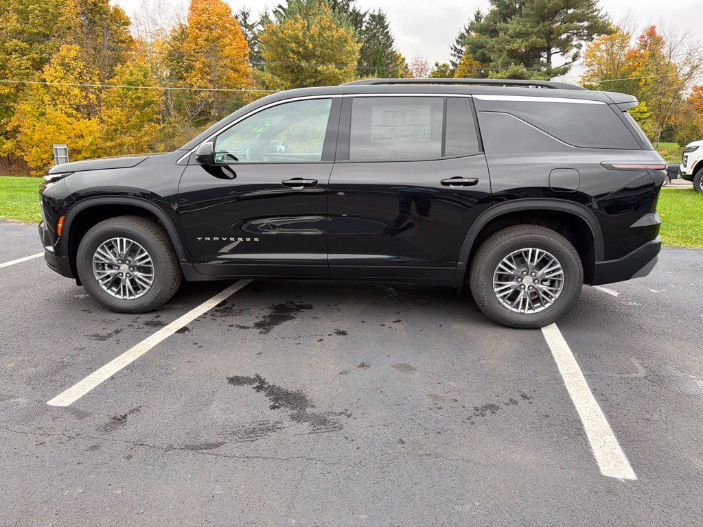 New 2027 Chevrolet Traverse LT AWD/4WD image 6