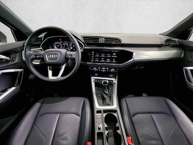 Used 2024 Audi Q3 2.0T Premium w/ Convenience Package AWD/4WD image 16