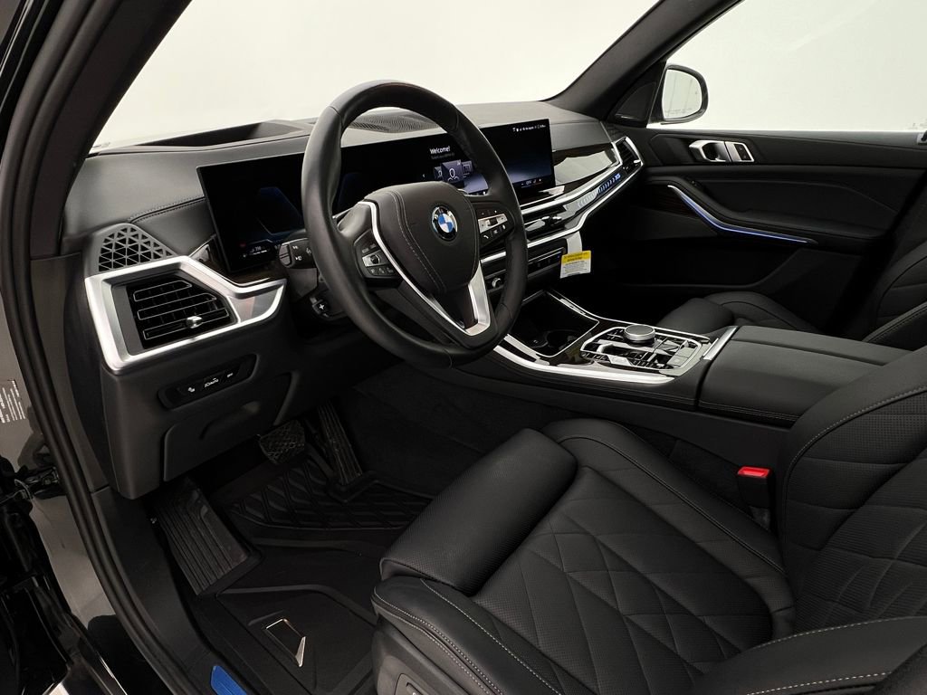 Certified 2025 BMW X5 xDrive50e w/ Premium Package image 15