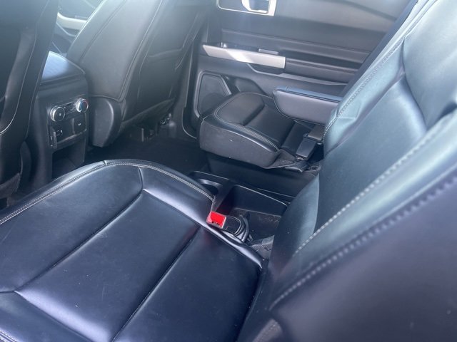 Used 2021 Ford Explorer XLT w/ Equipment Group 202A image 34
