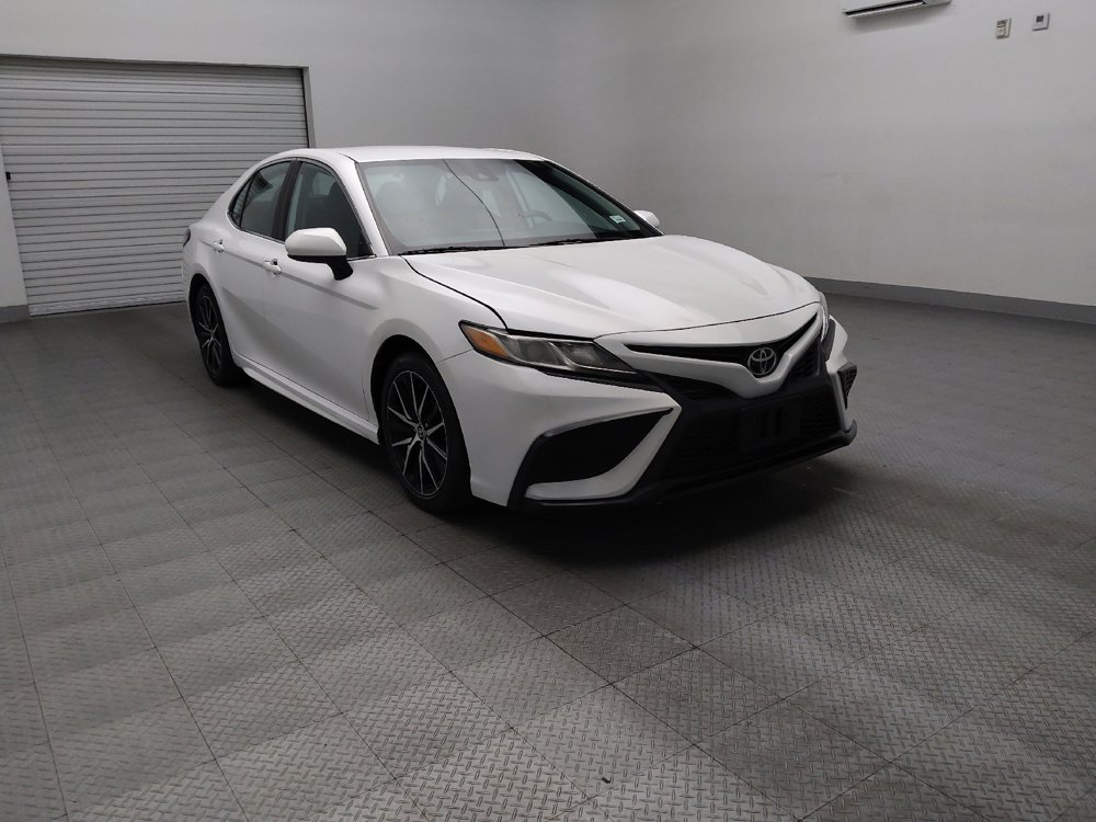 Used 2021 Toyota Camry SE FWD image 13