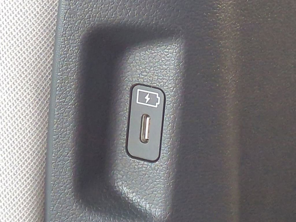 New 2026 Hyundai Santa Fe SE image 18