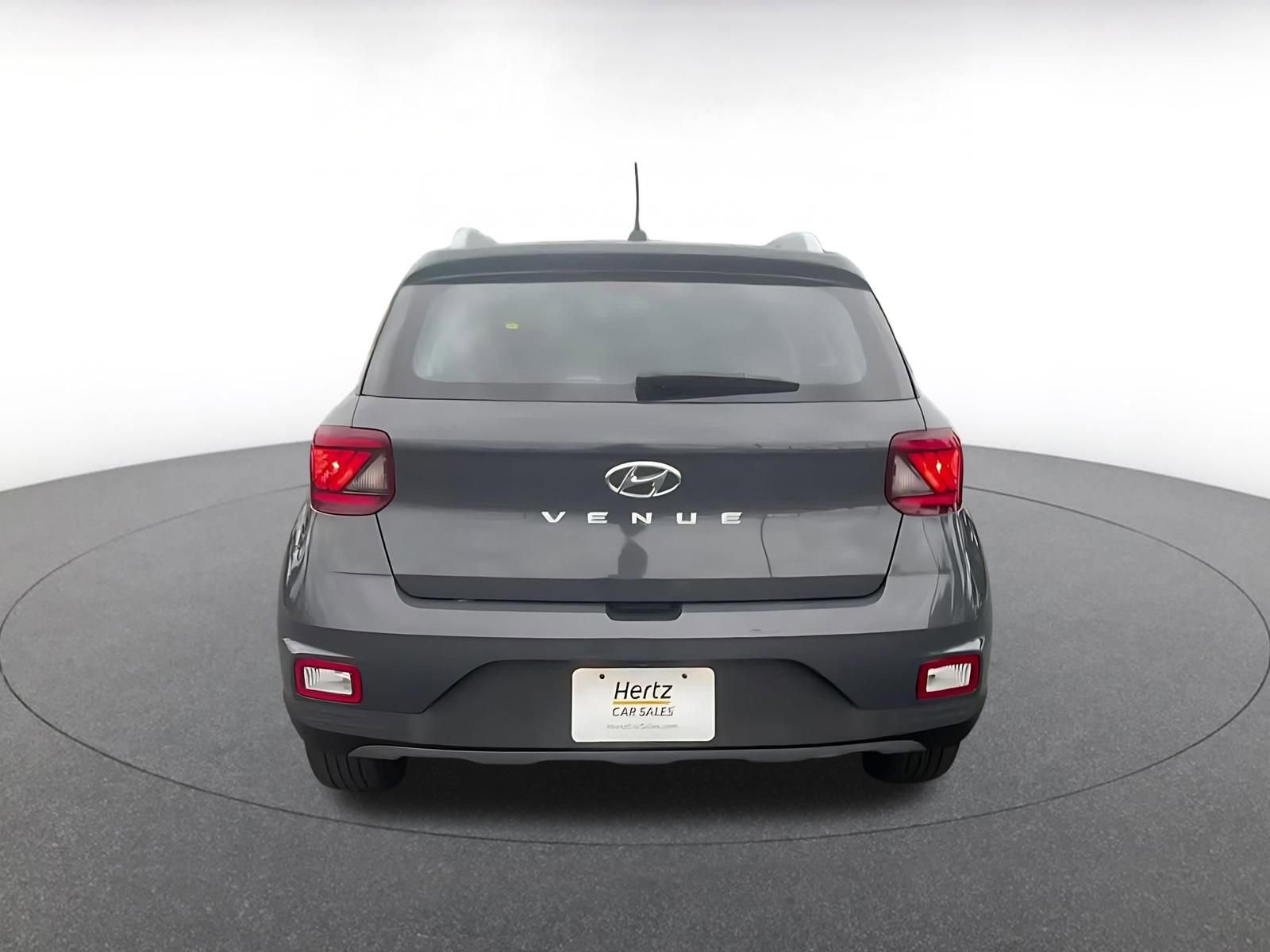 Used 2025 Hyundai Venue SEL image 12
