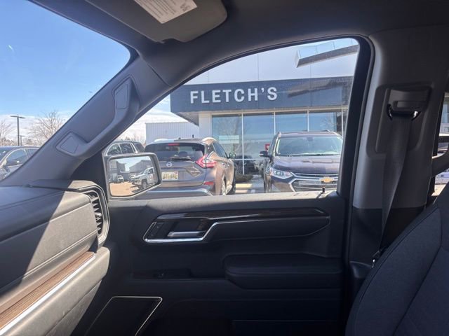 Used 2023 GMC Sierra 1500 Elevation image 12