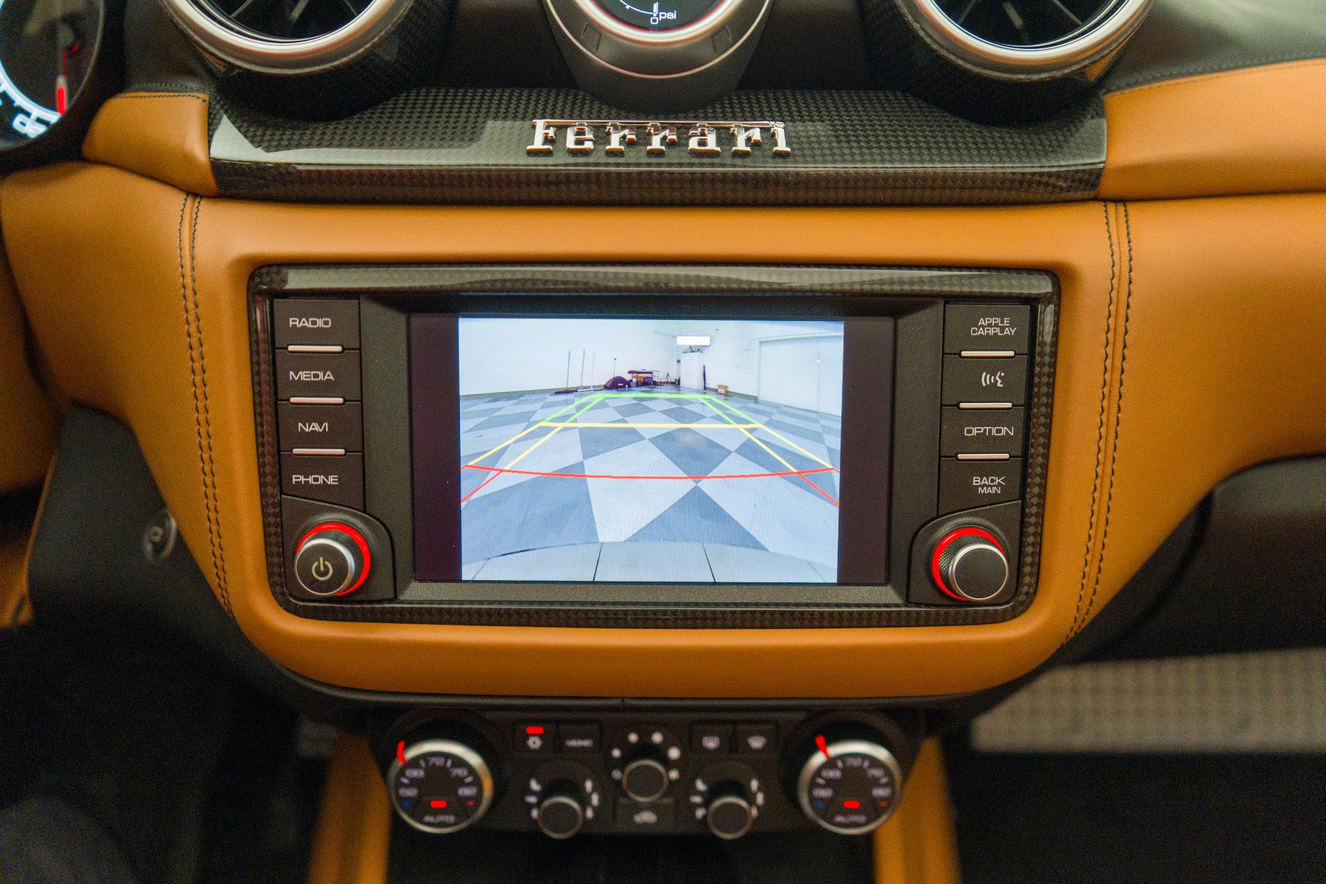 Used 2015 Ferrari California T image 42