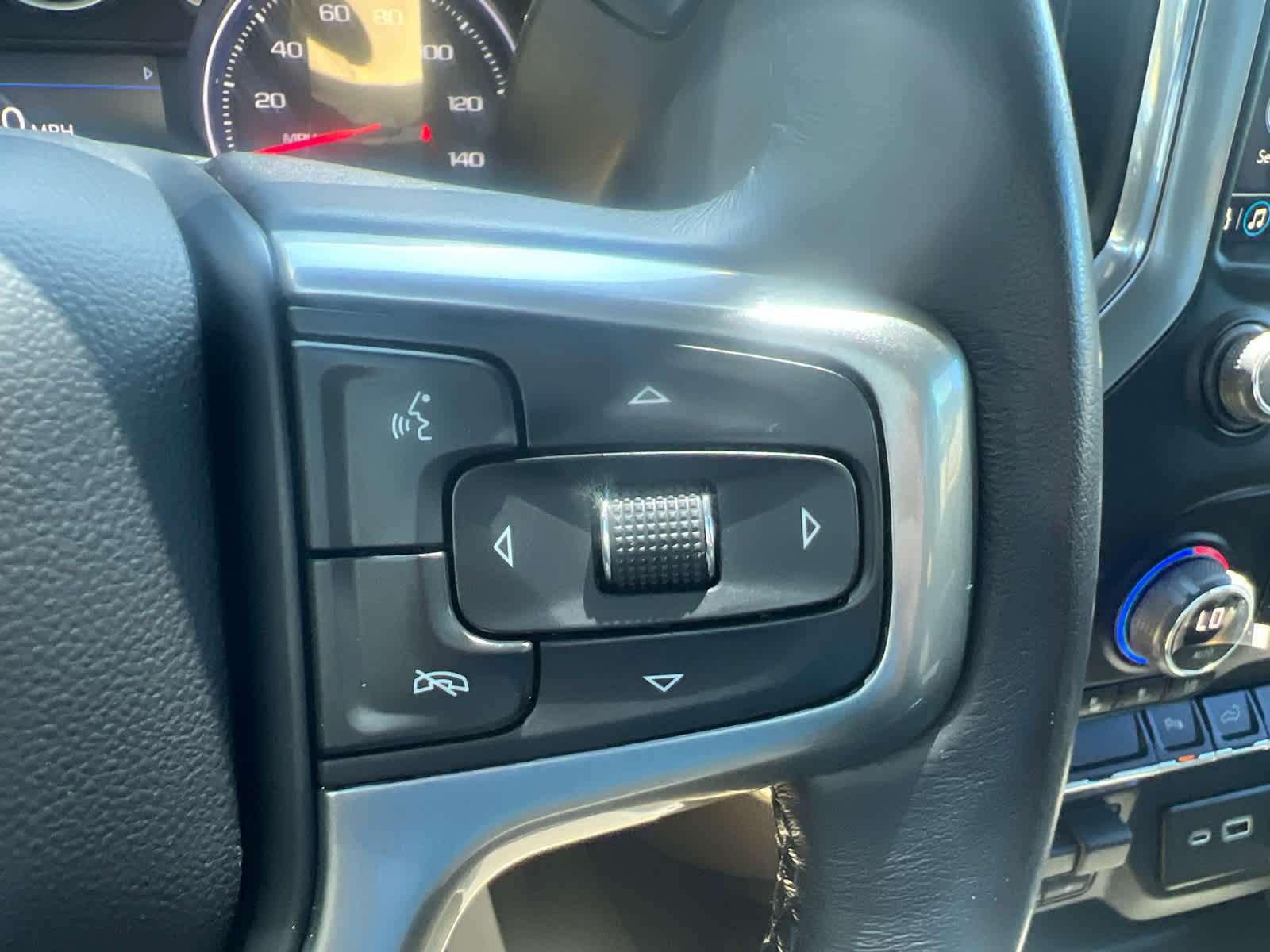 Used 2022 Chevrolet Silverado 2500 LTZ w/ LTZ Plus Package AWD/4WD image 18